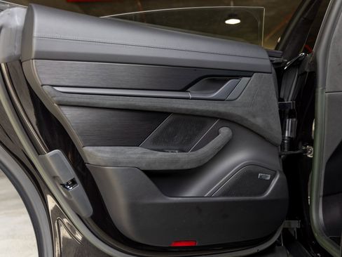 Used 2023 Porsche Taycan GTS w/ Premium Package (P6U) image 35