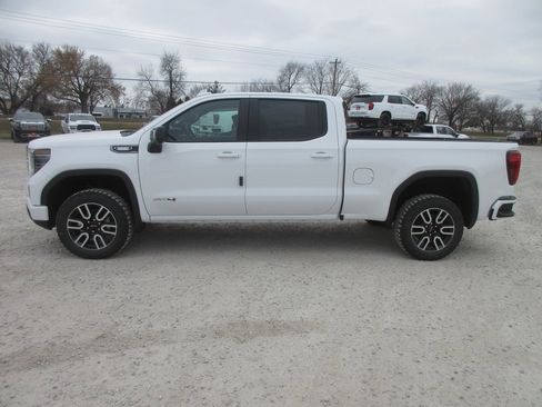 New 2026 GMC Sierra 1500 AT4 w/ AT4 Premium Package image 10