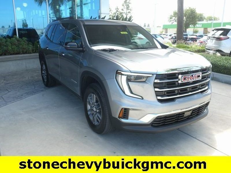 Certified 2025 GMC Acadia Elevation image 1