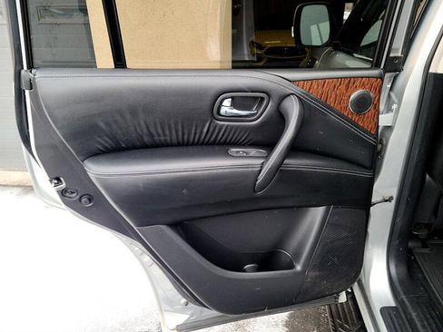 Used 2020 Nissan Armada SL w/ Premium Package image 24