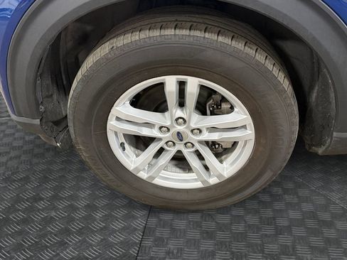 Used 2022 Ford Explorer XLT AWD/4WD image 14