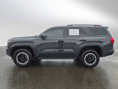 Certified 2025 Toyota 4Runner TRD Off-Road Premium image 6