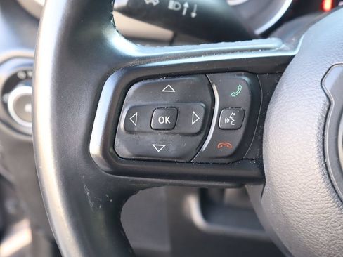 Used 2018 Jeep Wrangler Unlimited Sport S AWD/4WD image 11