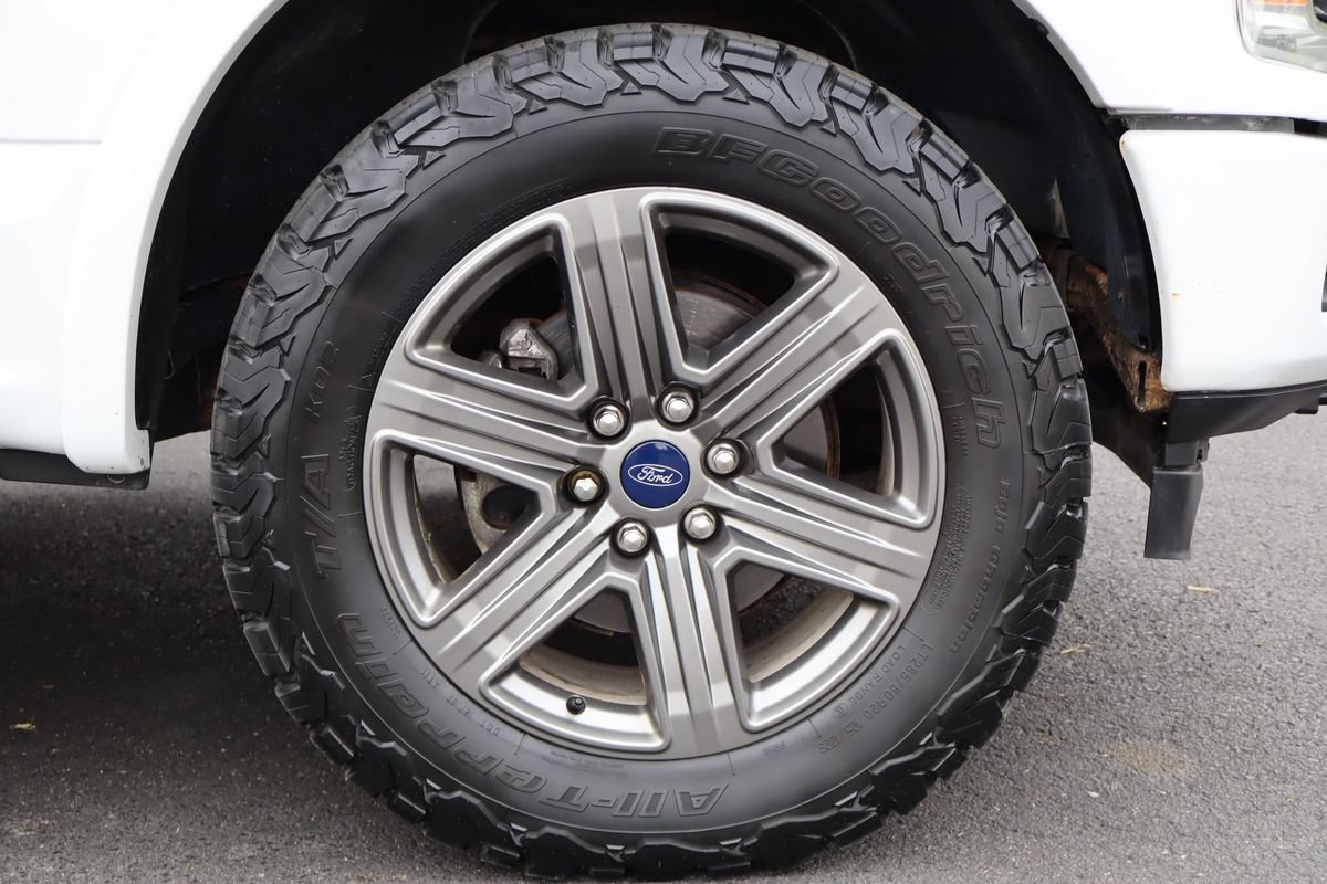 Used 2020 Ford F150 XLT w/ Equipment Group 302A Luxury AWD/4WD image 41