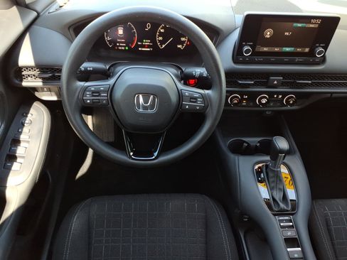Used 2024 Honda HR-V LX image 17
