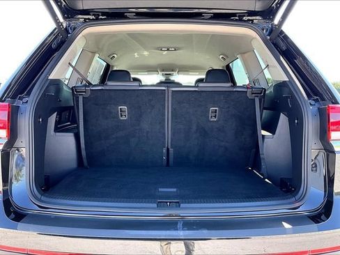 Used 2024 Volkswagen Atlas SE AWD/4WD image 27