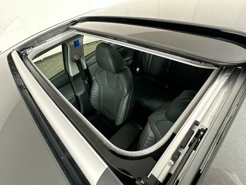 New 2026 Hyundai Elantra Limited w/ Cargo Package FWD image 22