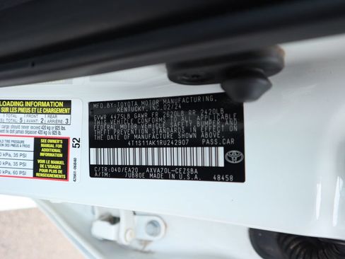 Used 2024 Toyota Camry SE w/ Audio Upgrade Package FWD image 19