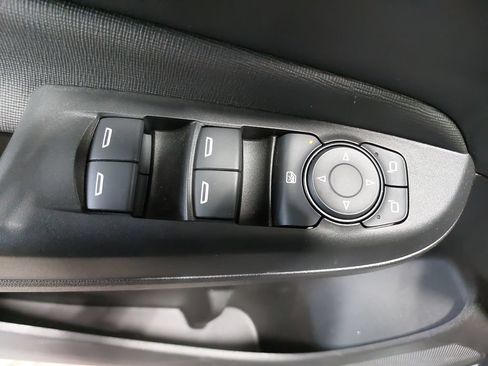 Used 2025 Buick Envista Sport Touring FWD image 28