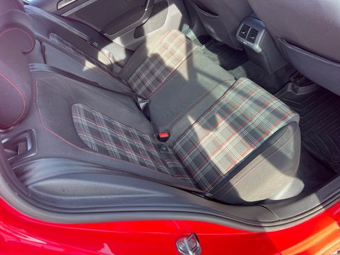 Used 2016 Volkswagen GTI S FWD image 15