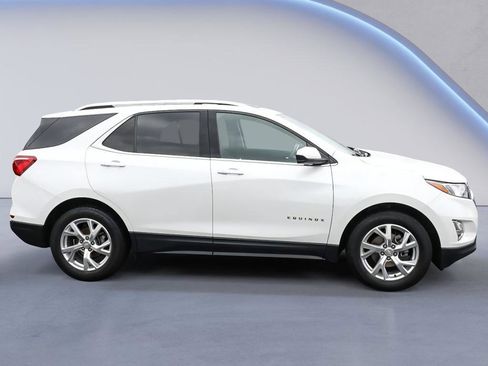 Used 2020 Chevrolet Equinox LT FWD image 7