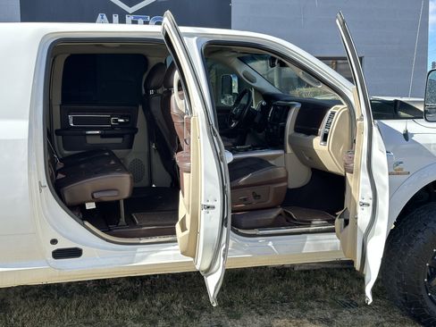 Used 2017 RAM 3500 Laramie Longhorn w/ Convenience Group image 38