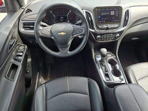 Used 2024 Chevrolet Equinox Premier AWD/4WD image 11