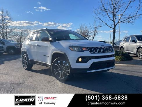 Used 2023 Jeep Compass Limited image 1
