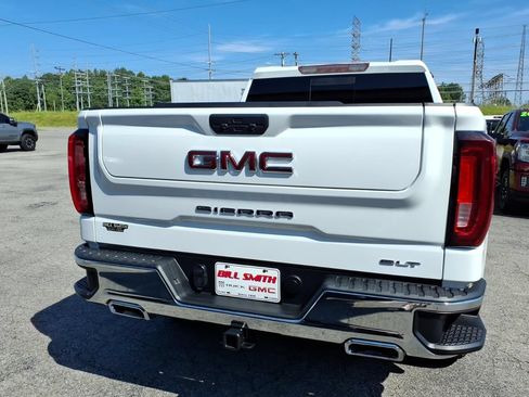 Used 2022 GMC Sierra 1500 SLT w/ SLT Premium Package AWD/4WD image 6