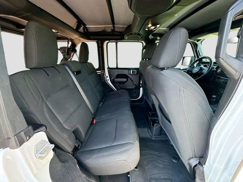 Used 2022 Jeep Wrangler Unlimited Sport image 25