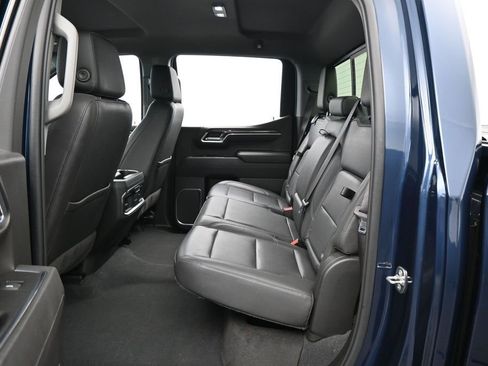 Used 2022 Chevrolet Silverado 1500 LTZ w/ Technology Package AWD/4WD image 39