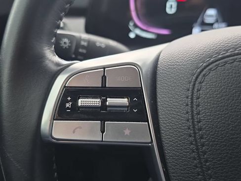 Certified 2025 Kia Telluride S FWD image 22