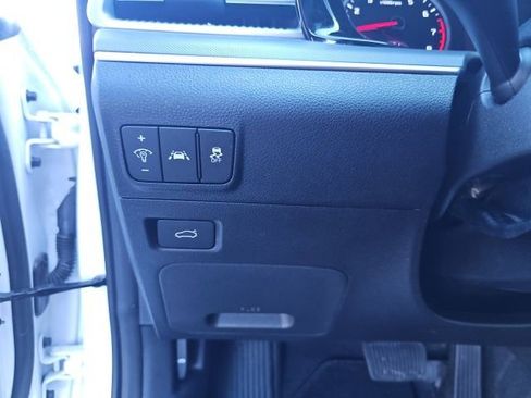 Used 2023 Kia K5 GT-Line w/ GT-Line Premium Package image 38