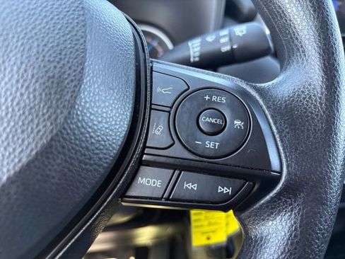 Certified 2025 Toyota RAV4 LE AWD/4WD image 25