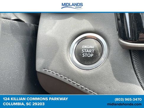 Used 2021 Toyota Highlander Limited AWD/4WD image 30