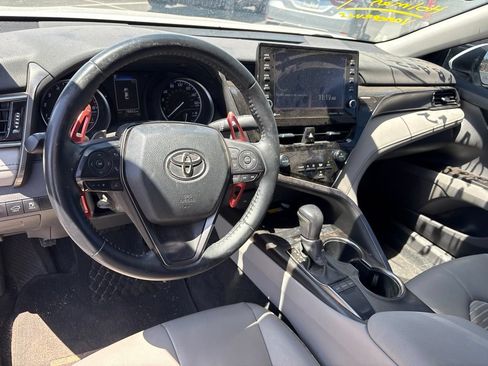 Used 2022 Toyota Camry SE w/ Audio Upgrade Package FWD image 7