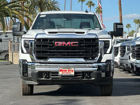 New 2025 GMC Sierra 2500 Pro w/ Convenience Package RWD image 9