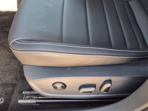 Used 2023 Volkswagen Jetta SE image 61