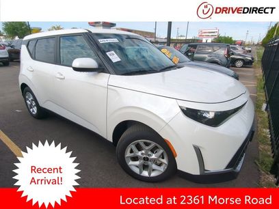 Used 2025 Kia Soul S