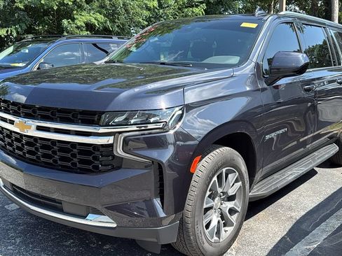 Used 2024 Chevrolet Suburban LS w/ Driver Alert Package AWD/4WD image 3