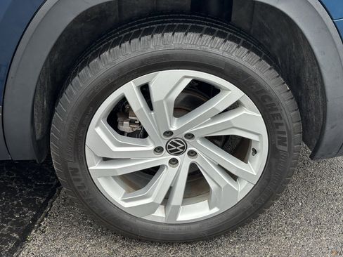 Used 2023 Volkswagen Atlas SE image 14