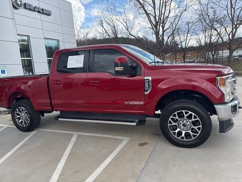Used 2022 Ford F250 Lariat w/ Lariat Ultimate Package image 3