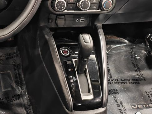 Used 2024 Nissan Versa SV FWD image 8