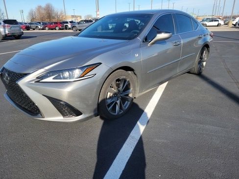 Used 2020 Lexus ES 350 F Sport image 2