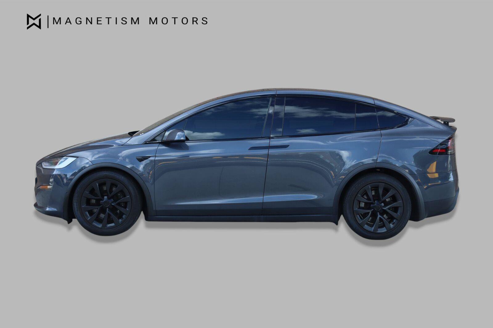 Used 2023 Tesla Model X AWD/4WD image 5