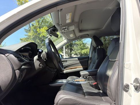 Used 2020 Acura MDX w/ Technology Package AWD/4WD image 12