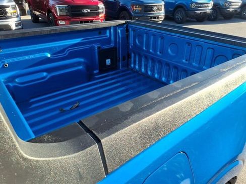 New 2025 Ford Maverick XL image 18