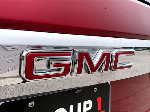 Certified 2024 GMC Yukon SLT w/ SLT Luxury Package RWD image 31