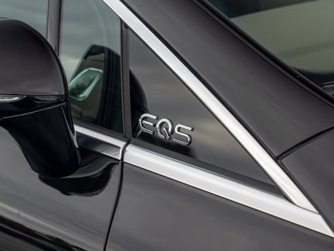 Used 2025 Mercedes-Benz EQS 450+ 4MATIC Sedan image 7