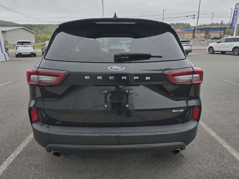 Certified 2025 Ford Escape ST-Line AWD/4WD image 4
