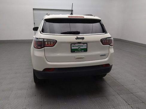 Used 2017 Jeep Compass Latitude w/ Popular Equipment Group FWD image 6