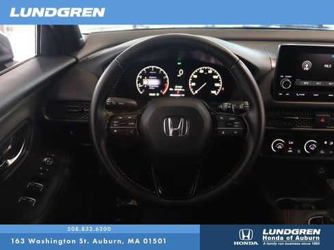 Used 2025 Honda HR-V Sport image 18