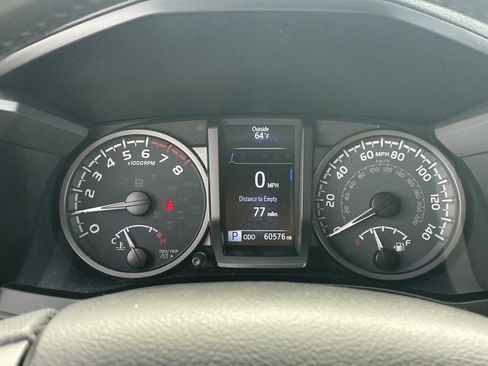 Used 2021 Toyota Tacoma TRD Sport w/ TRD Premium Sport Package image 8