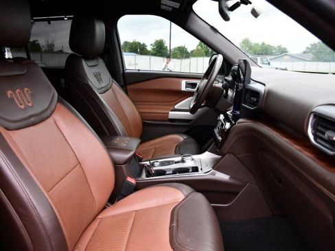 Used 2023 Ford Explorer King Ranch w/ Technology Package AWD/4WD image 33