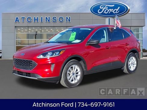 Certified 2022 Ford Escape SE w/ Convenience Package image 1