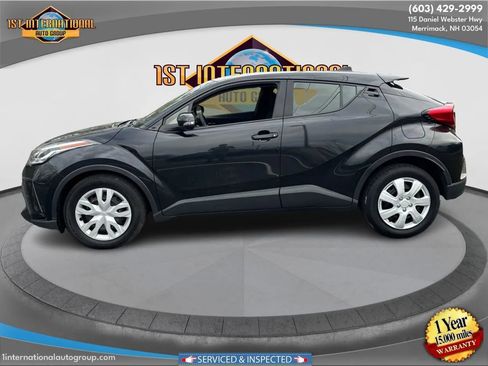 Used 2020 Toyota C-HR LE image 5