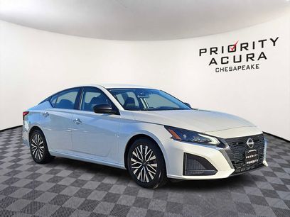 Used 2024 Nissan Altima 2.5 SV