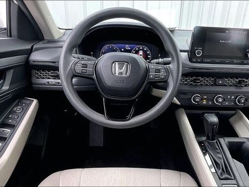 Certified 2023 Honda Accord LX image 5