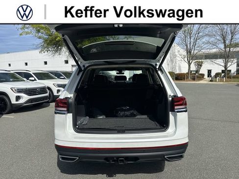 New 2026 Volkswagen Atlas SE FWD image 34