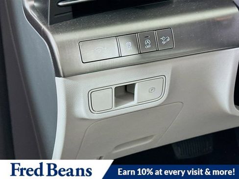 New 2026 Hyundai Kona SE image 10